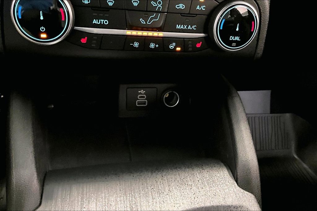 Used 2024 Ford Escape ST-Line Select image 16