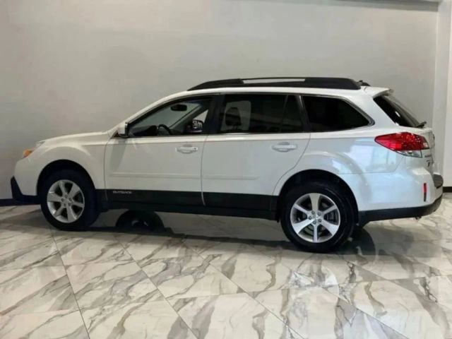 Used 2013 Subaru Outback 2.5i Limited w/ Moonroof Pkg image 10