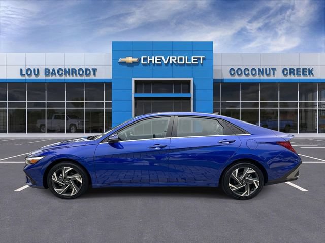 Used 2025 Hyundai Elantra Limited FWD image 5