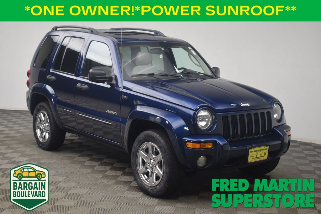 Used 2004 Jeep Liberty Limited w/ 17" Chrome Wheel & Tire Group