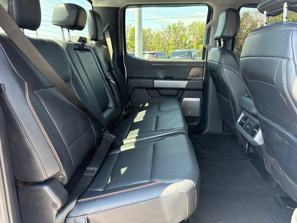 Used 2025 Ford F450 Lariat AWD/4WD image 31
