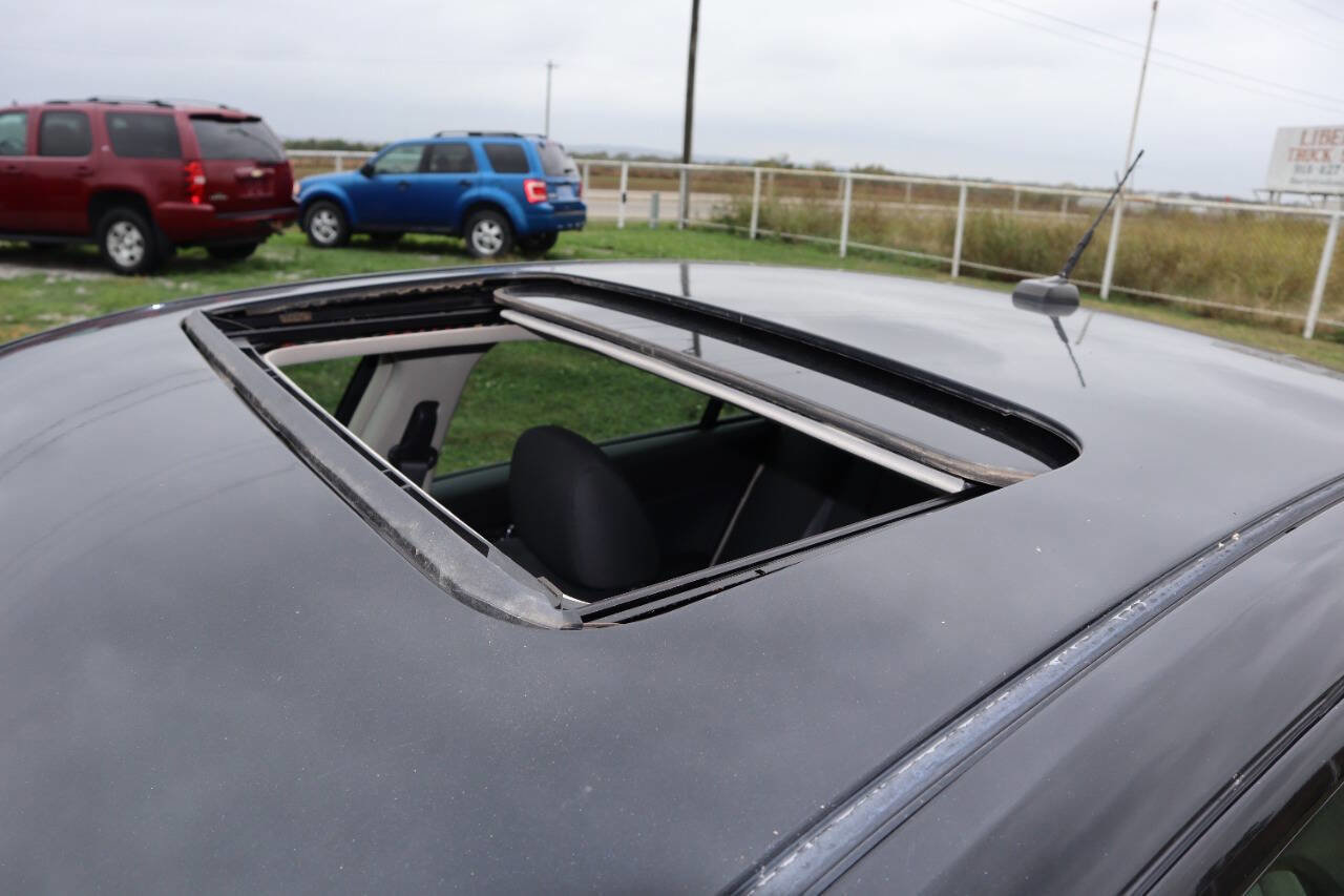 Used 2010 Ford Fusion SE image 18