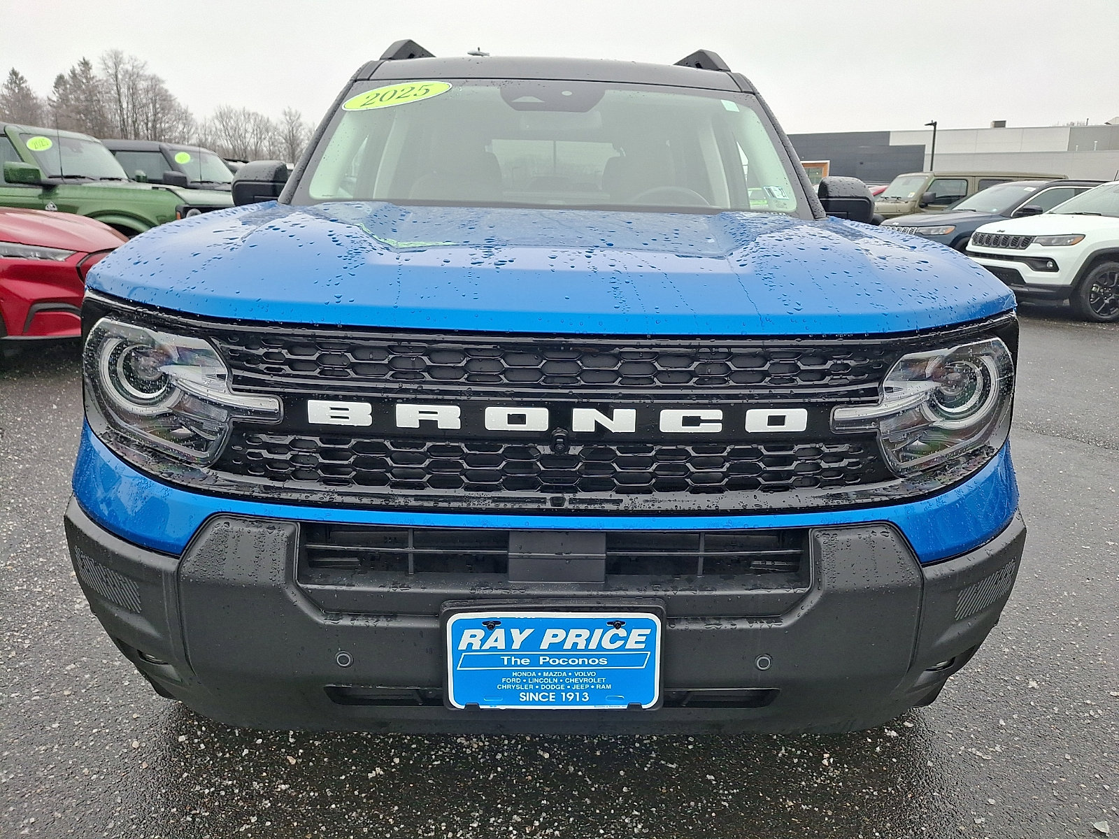 Certified 2025 Ford Bronco Sport Outer Banks w/ Outer Banks Tech Package+ AWD/4WD image 2