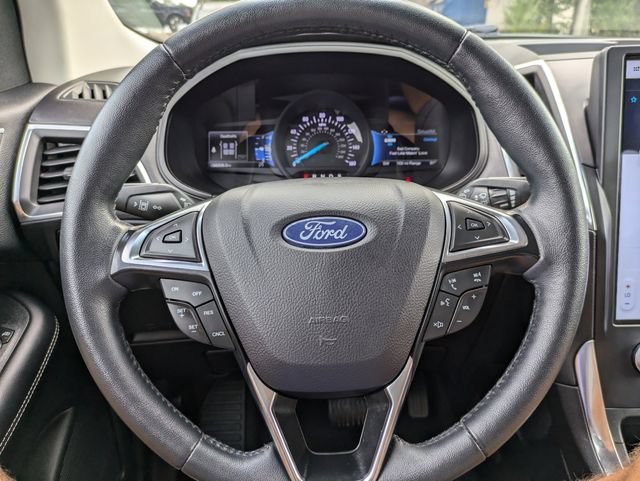 Used 2024 Ford Edge Titanium AWD/4WD image 33