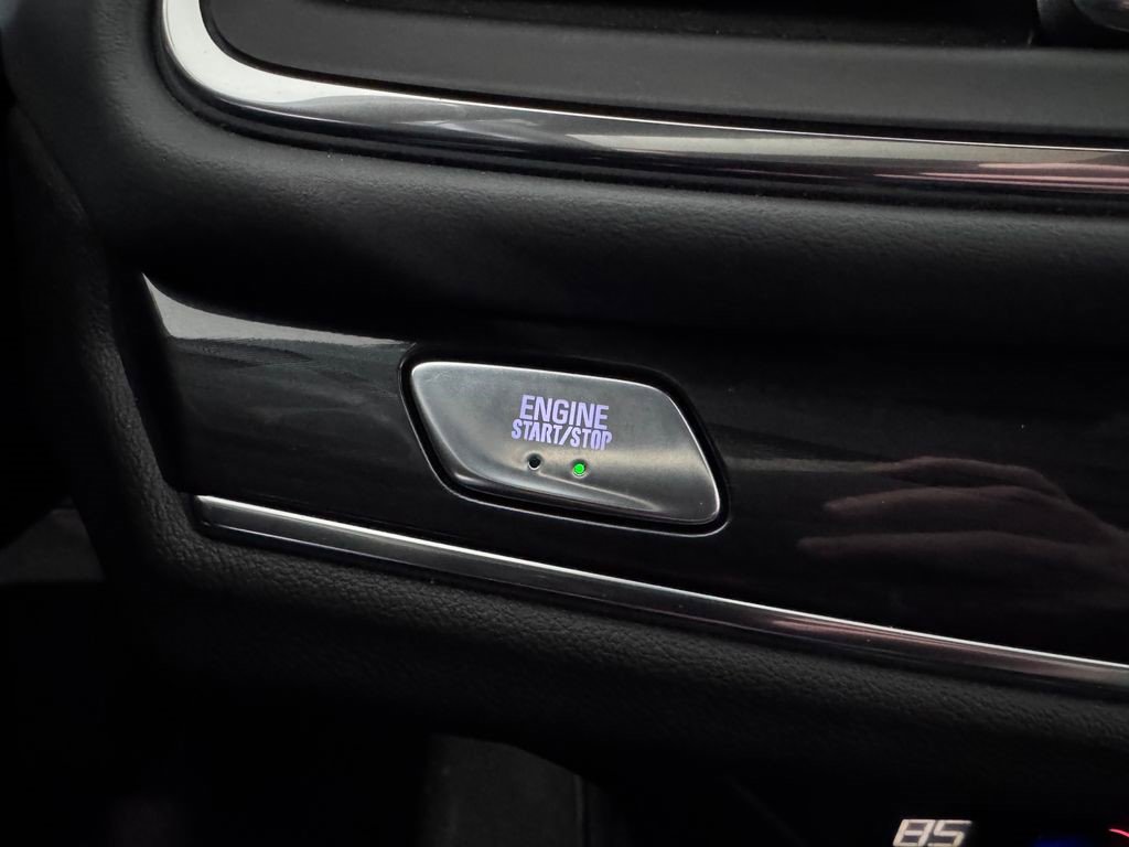 Certified 2023 Buick Enclave Essence w/ Experience Buick Package image 22