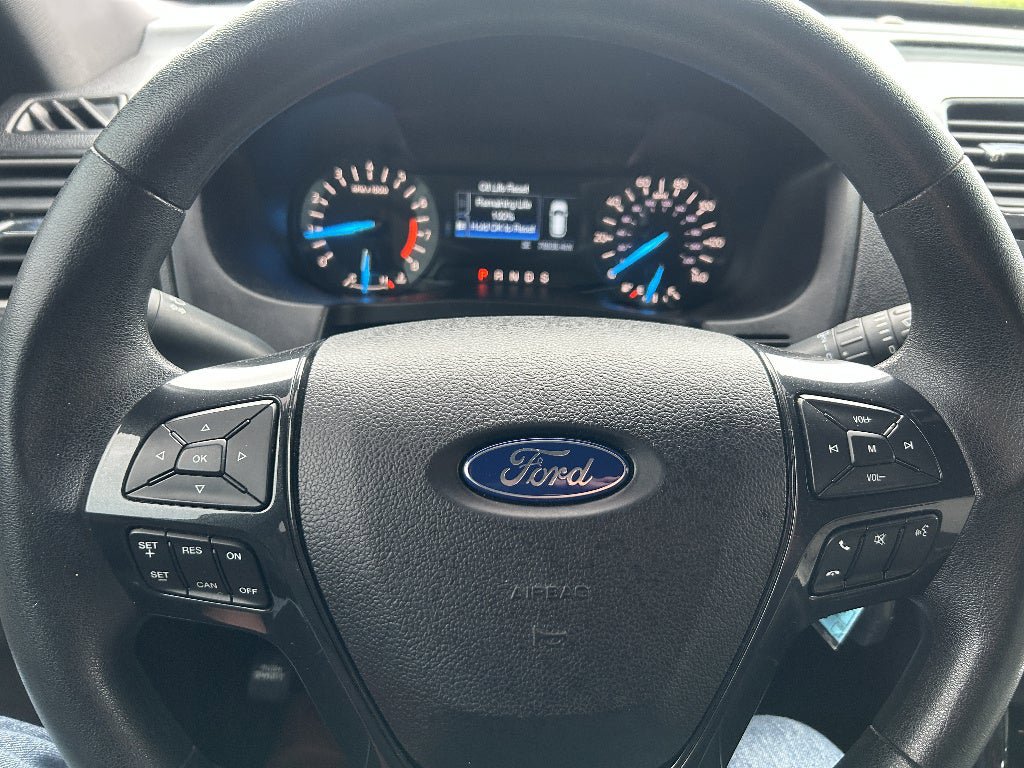 Used 2018 Ford Explorer FWD image 15