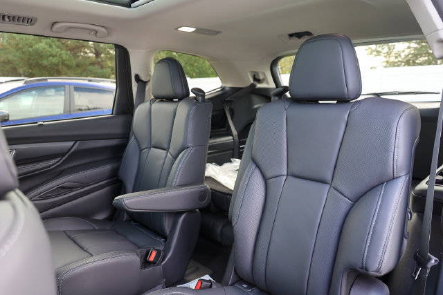 New 2027 Subaru Ascent Limited AWD/4WD image 31