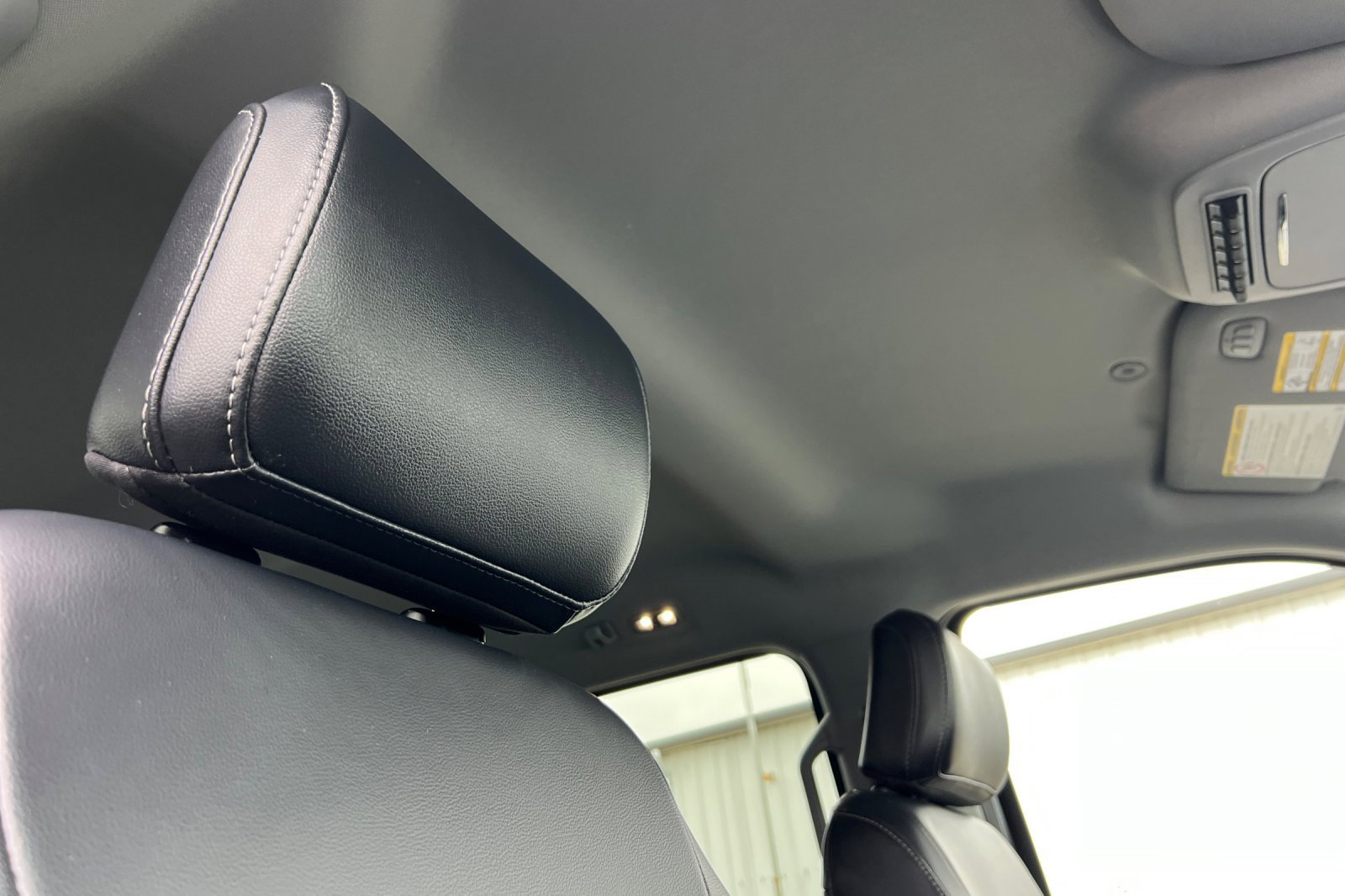 Certified 2024 Ford F250 Lariat w/ Tremor Off-Road Package image 17