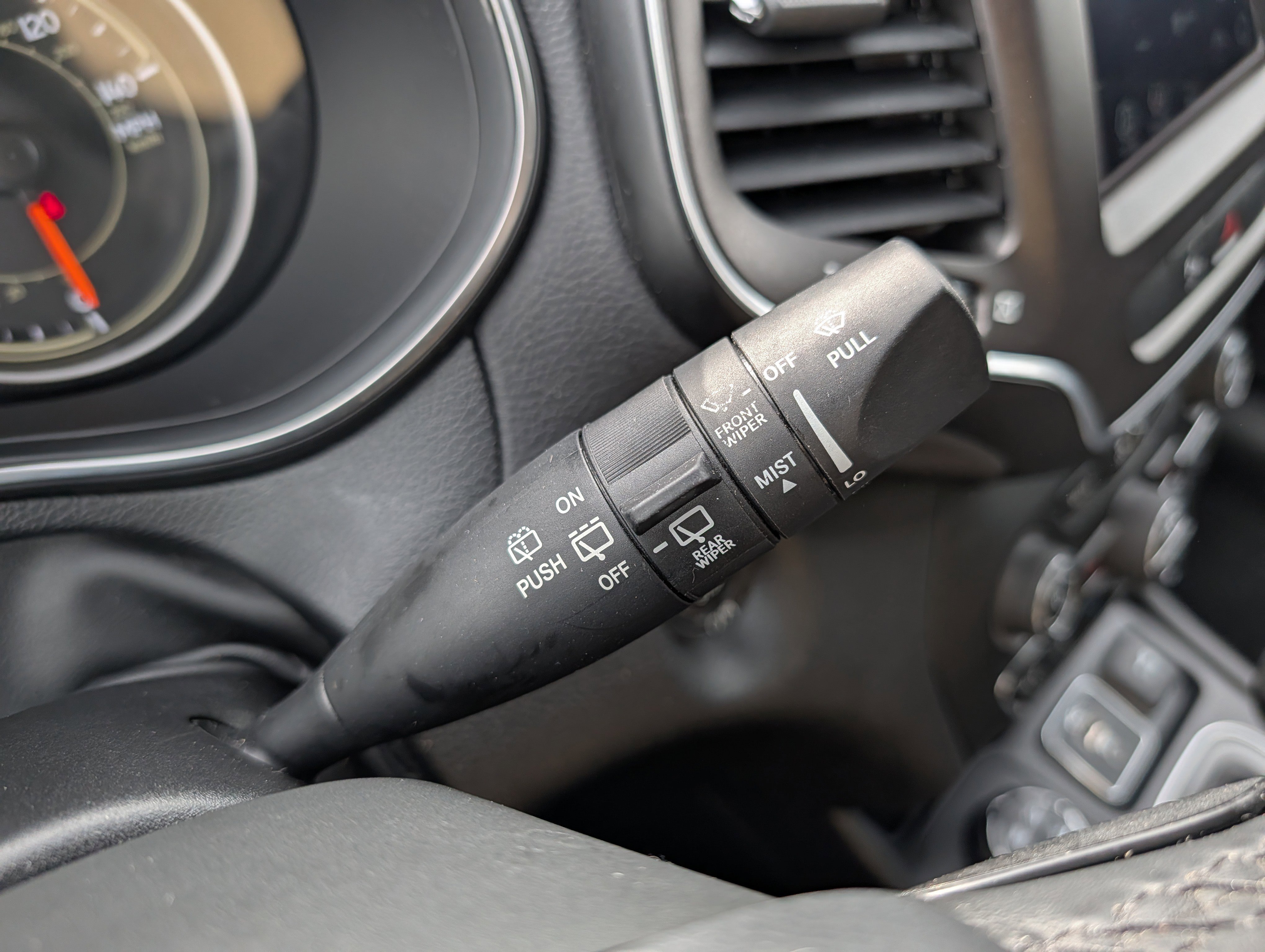 Used 2020 Jeep Cherokee Trailhawk w/ Comfort/Convenience Group image 28