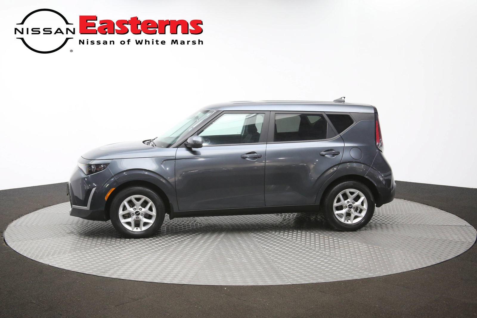 Used 2023 Kia Soul LX w/ LX Technology Package FWD image 56