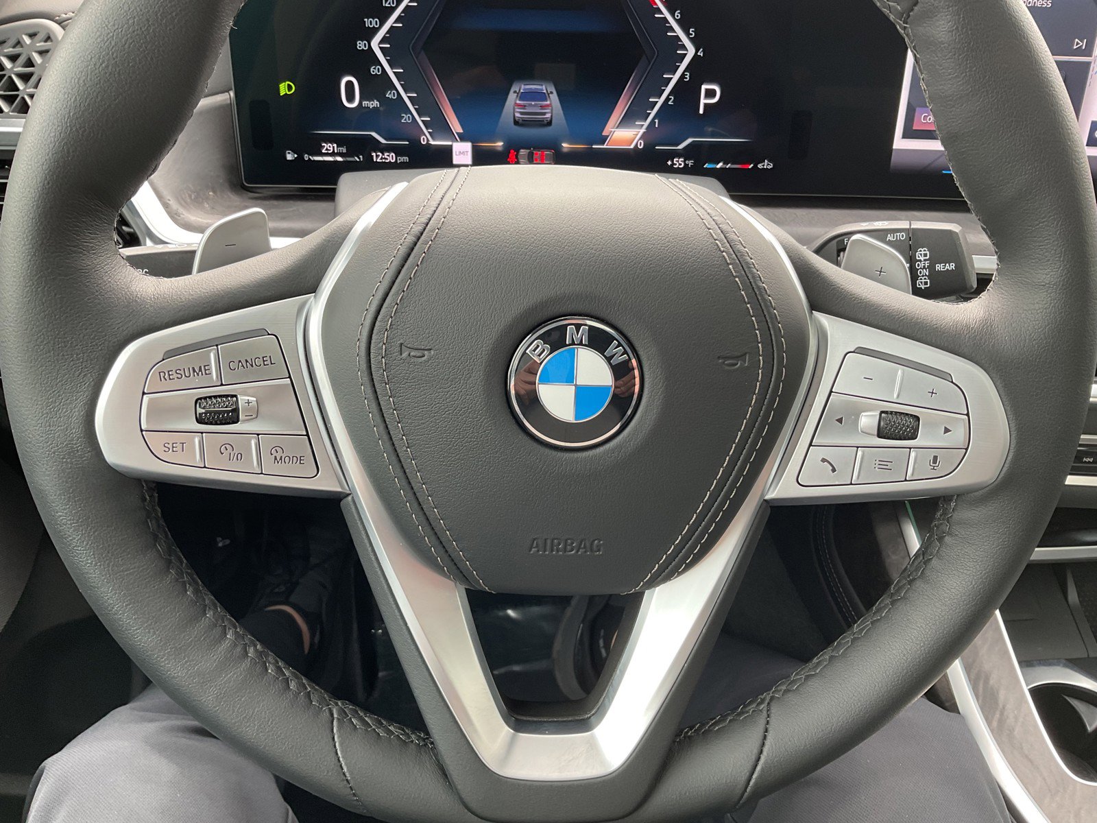 Used 2026 BMW X7 xDrive40i image 32