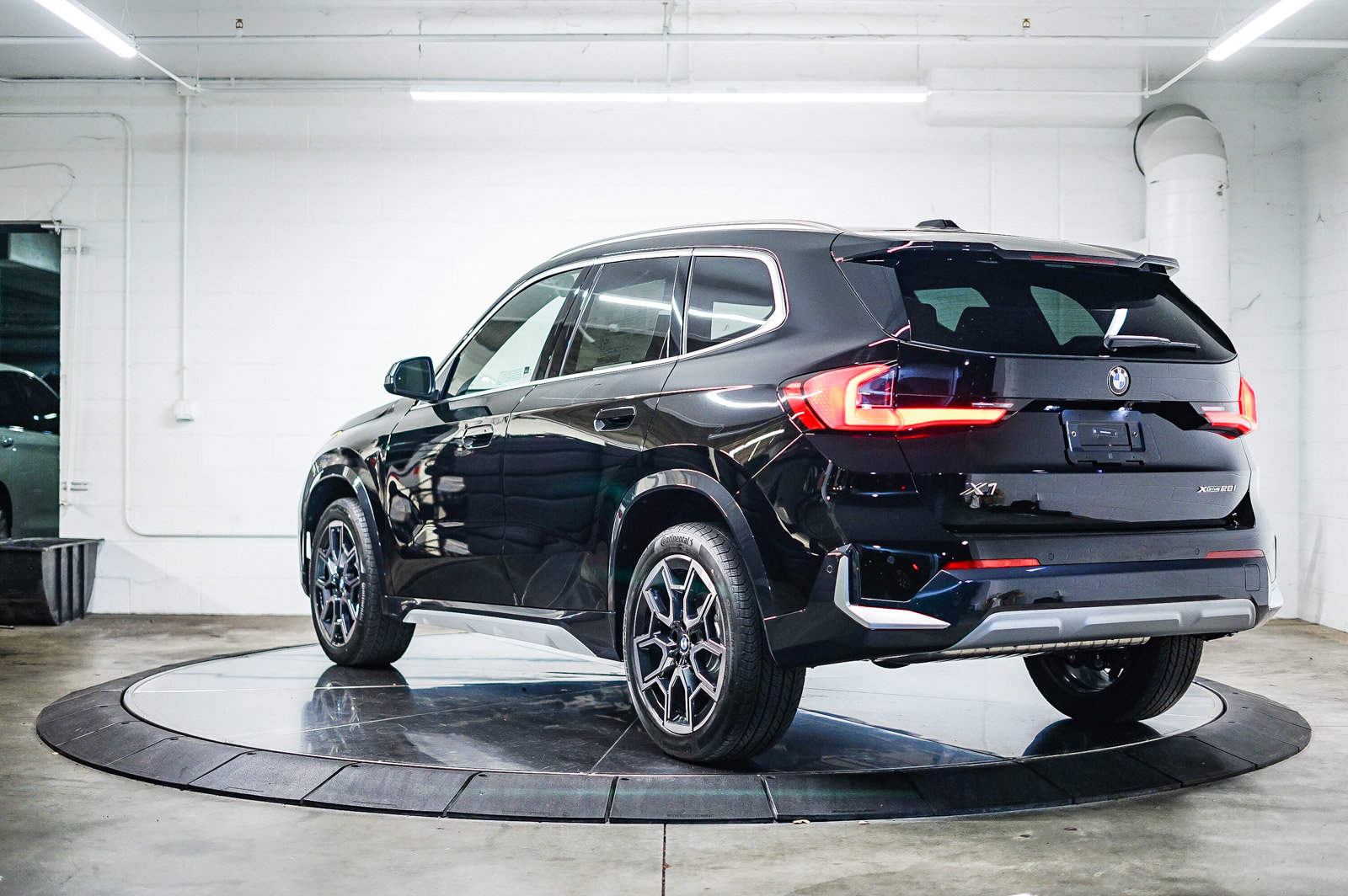 New 2026 BMW X1 xDrive28i image 4