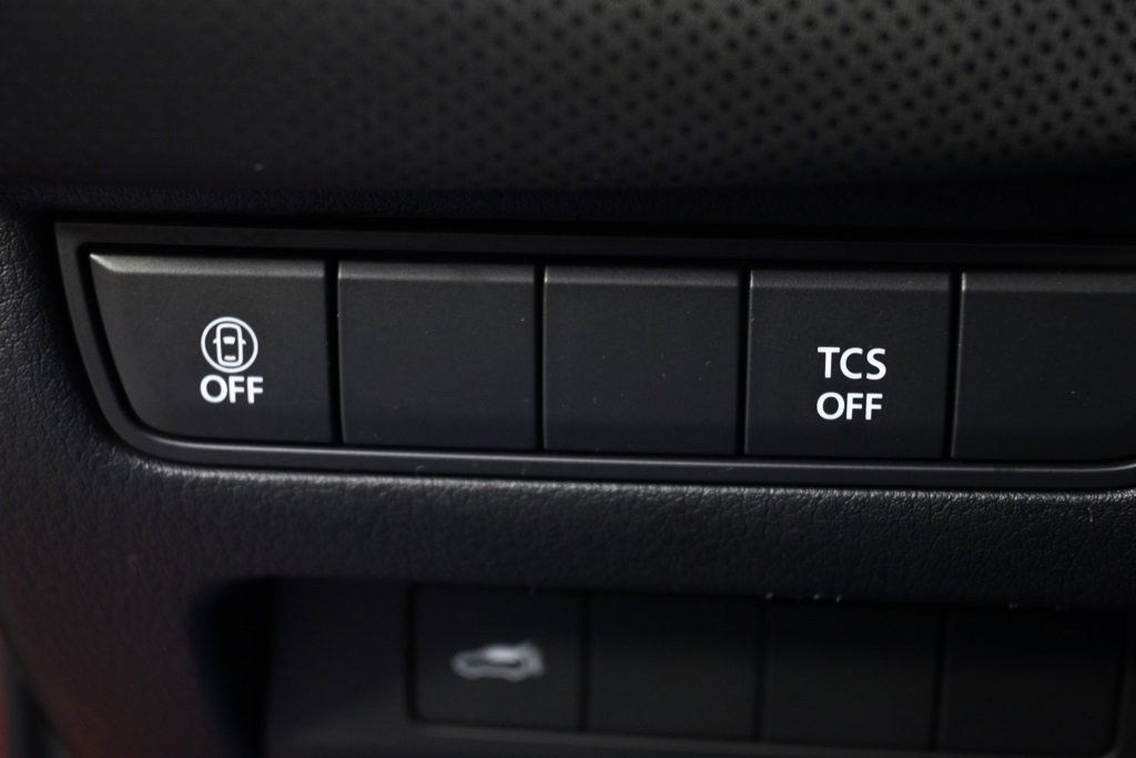 Certified 2025 MAZDA CX-50 AWD 2.5 S w/ Premium Package image 24