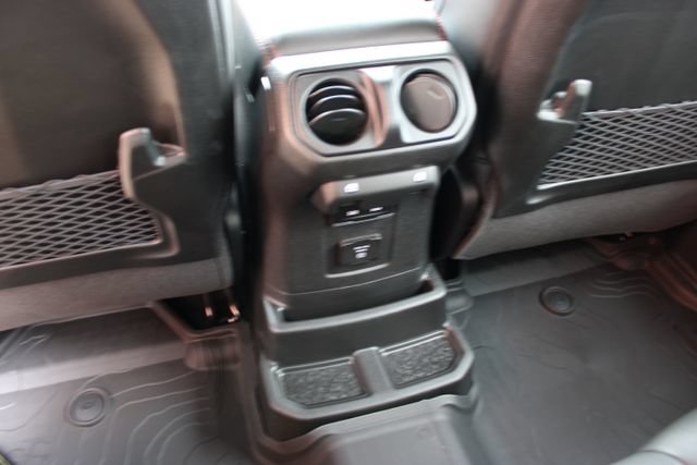 New 2027 Jeep Wrangler Unlimited Rubicon AWD/4WD image 45