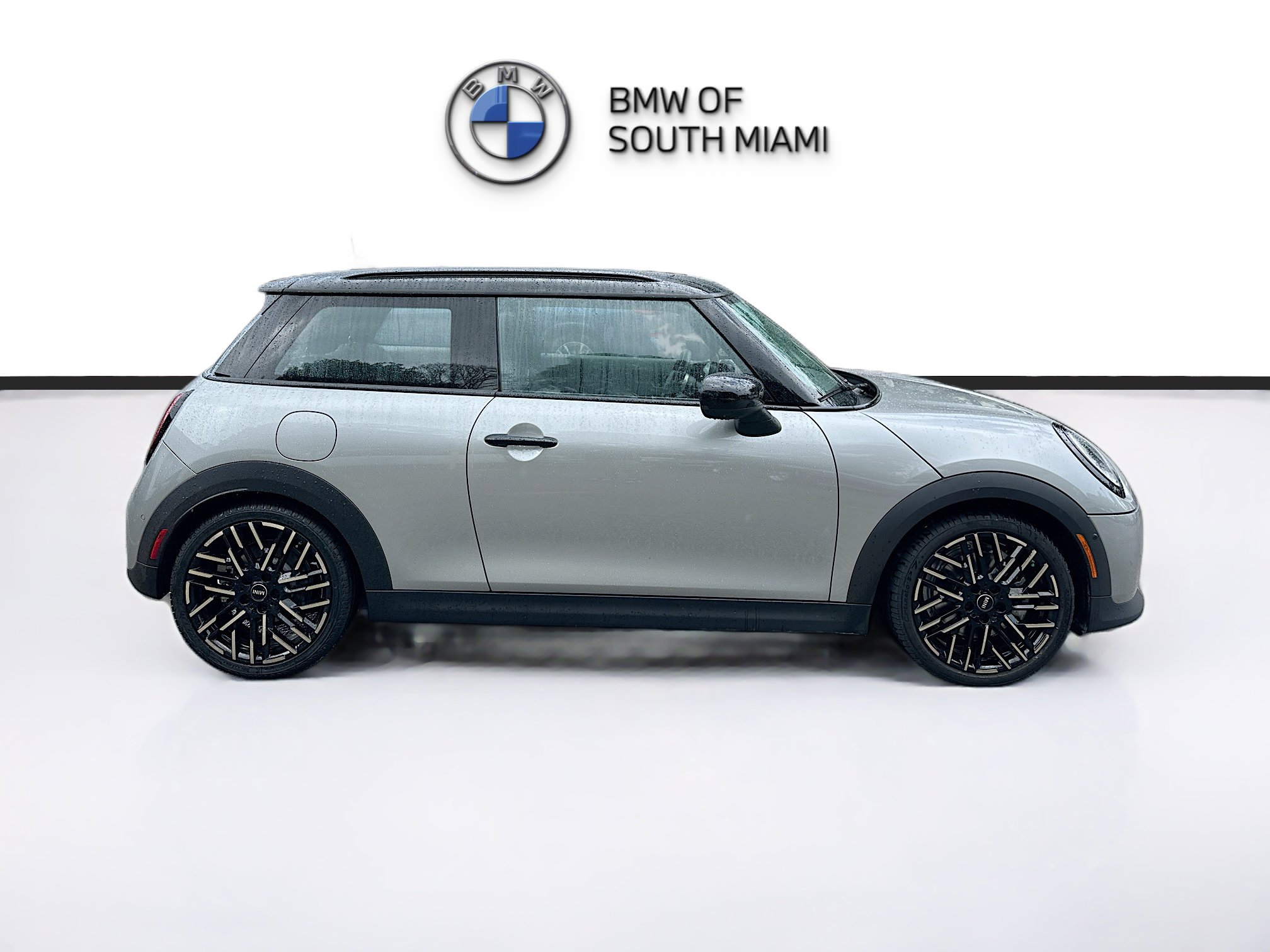 Certified 2025 MINI Cooper 2-Door Hardtop image 8