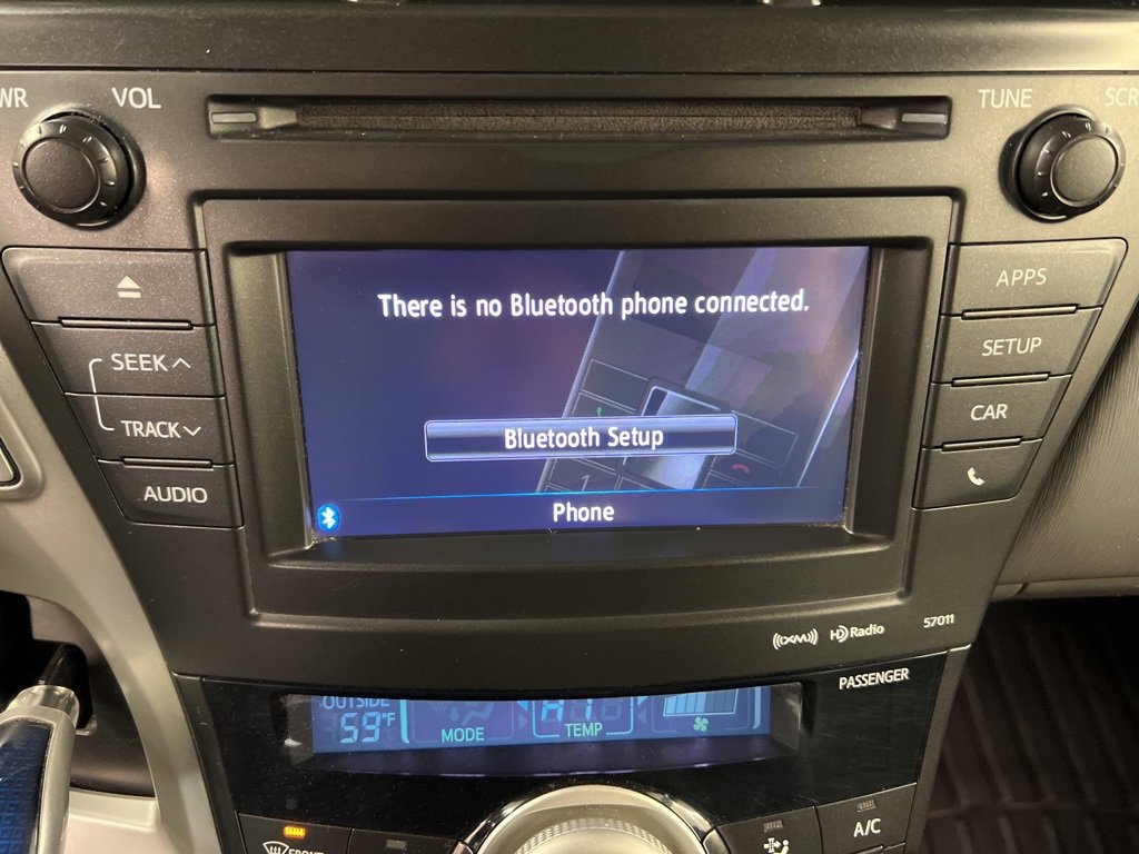 Used 2014 Toyota Prius V Three image 10