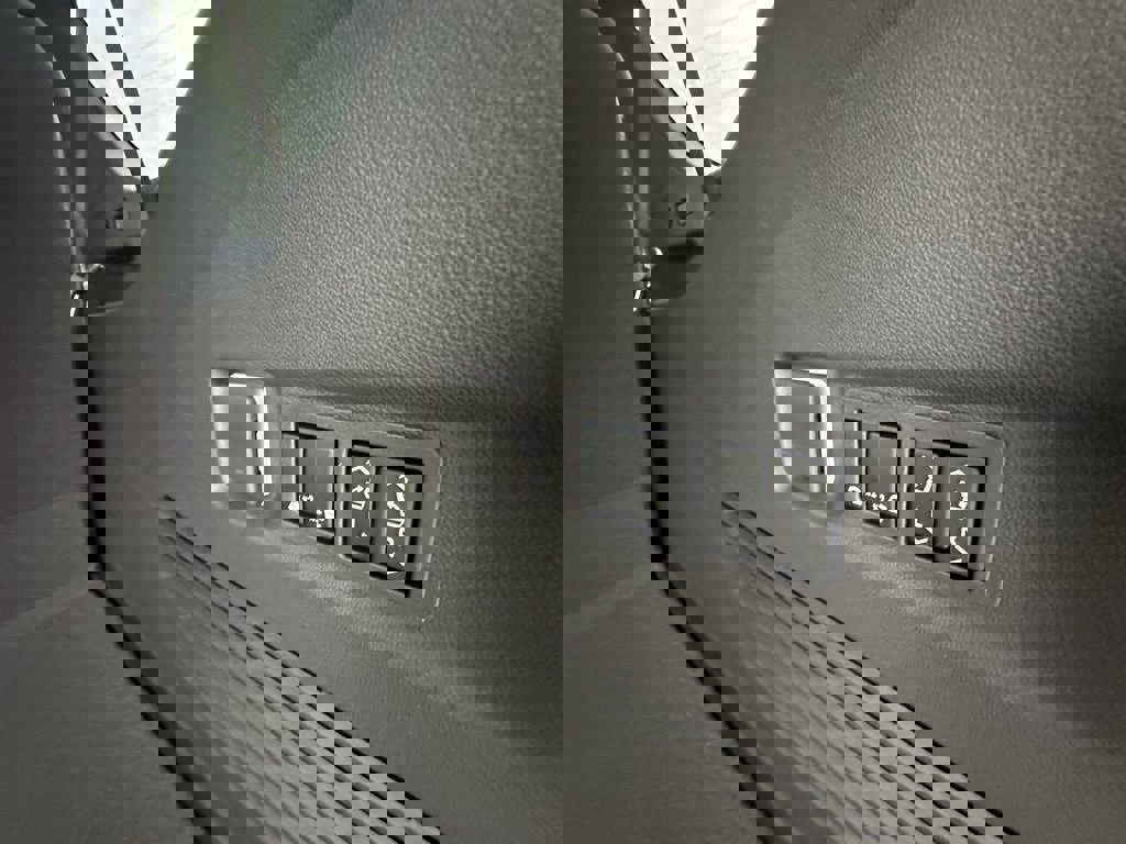 New 2026 Chevrolet Suburban RST w/ RST Capability Package image 15