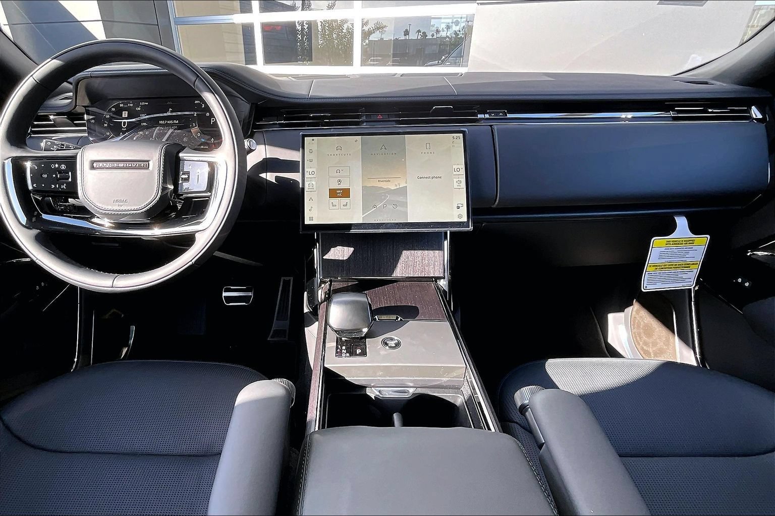 New 2026 Land Rover Range Rover Long Wheel Base SV AWD/4WD image 5