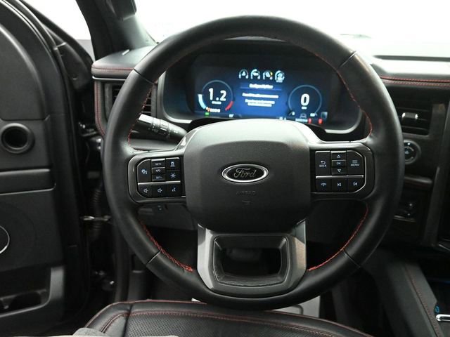 Used 2023 Ford Expedition Limited image 15