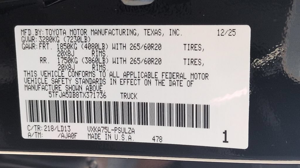 Used 2026 Toyota Tundra Limited AWD/4WD image 24