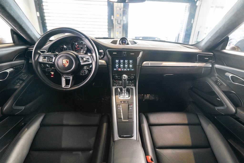Certified 2018 Porsche 911 Turbo image 17