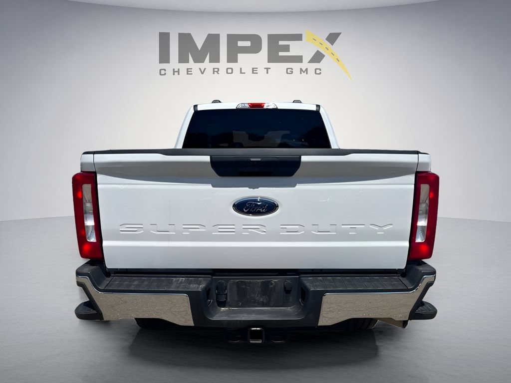 Used 2025 Ford F250 XLT w/ FX4 Off-Road Package AWD/4WD image 3