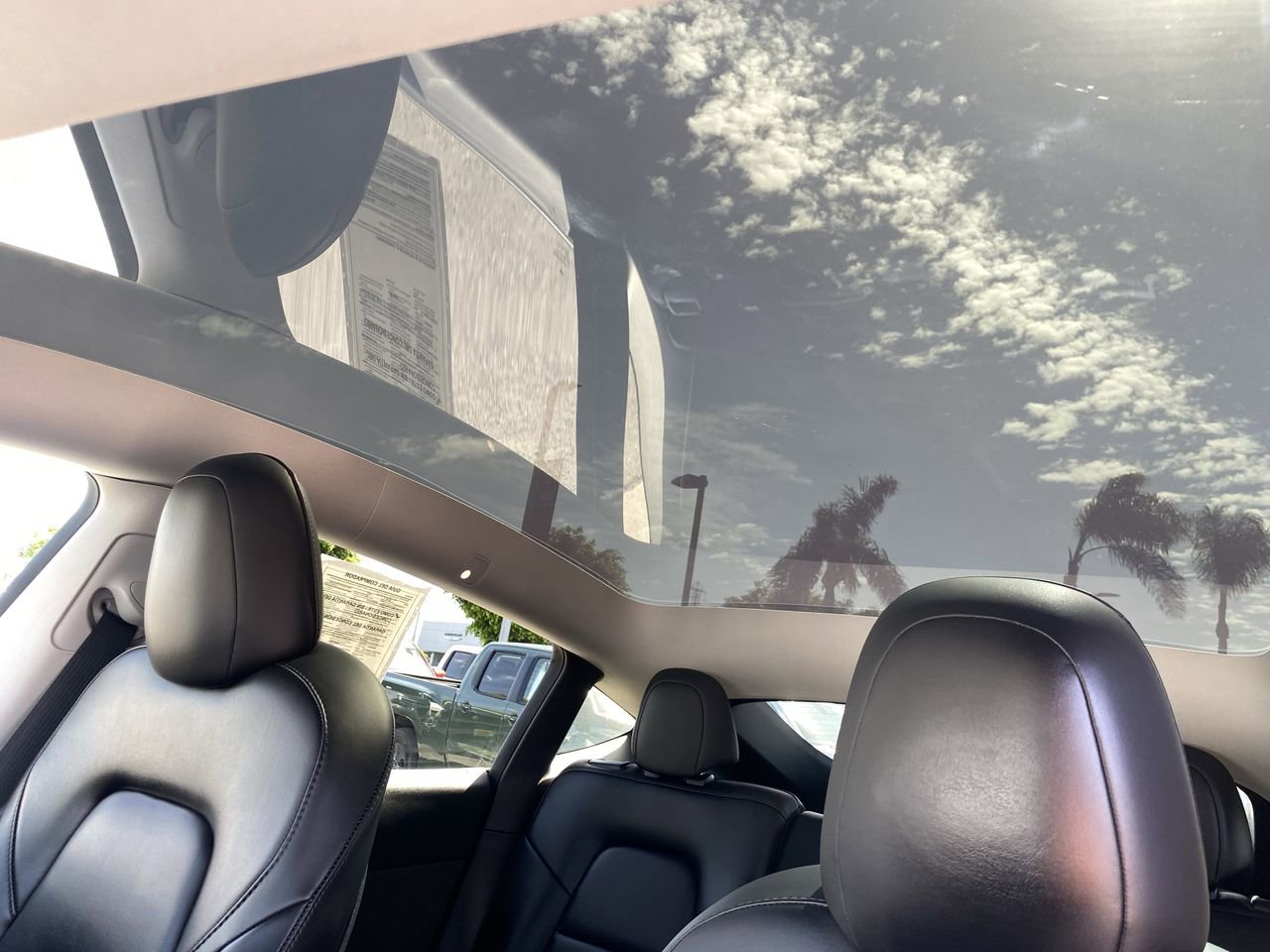 Used 2023 Tesla Model Y Long Range AWD/4WD image 32