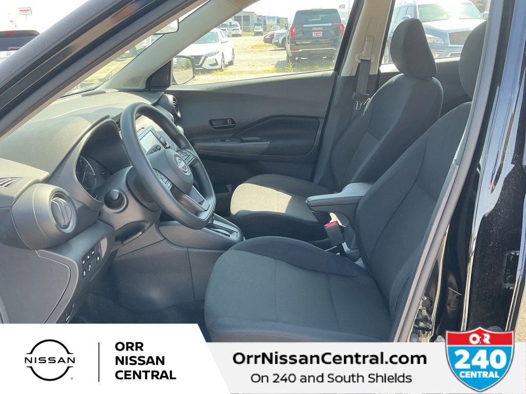 New 2025 Nissan Kicks Play S image 17