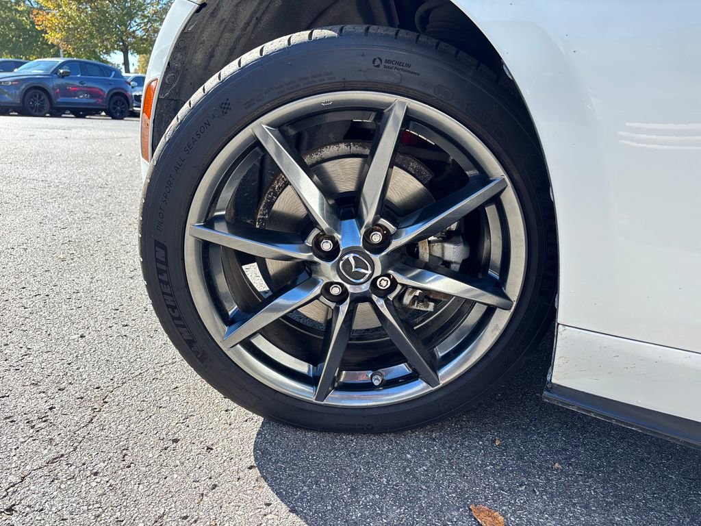 Used 2019 MAZDA MX-5 Miata RF Grand Touring w/ Appearance Package image 26
