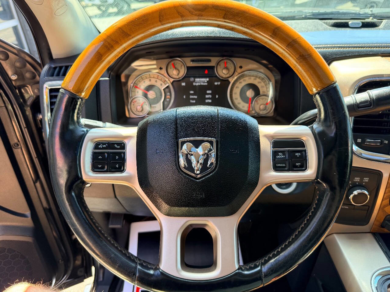 Used 2018 RAM 2500 Longhorn w/ Off Road Package AWD/4WD image 24