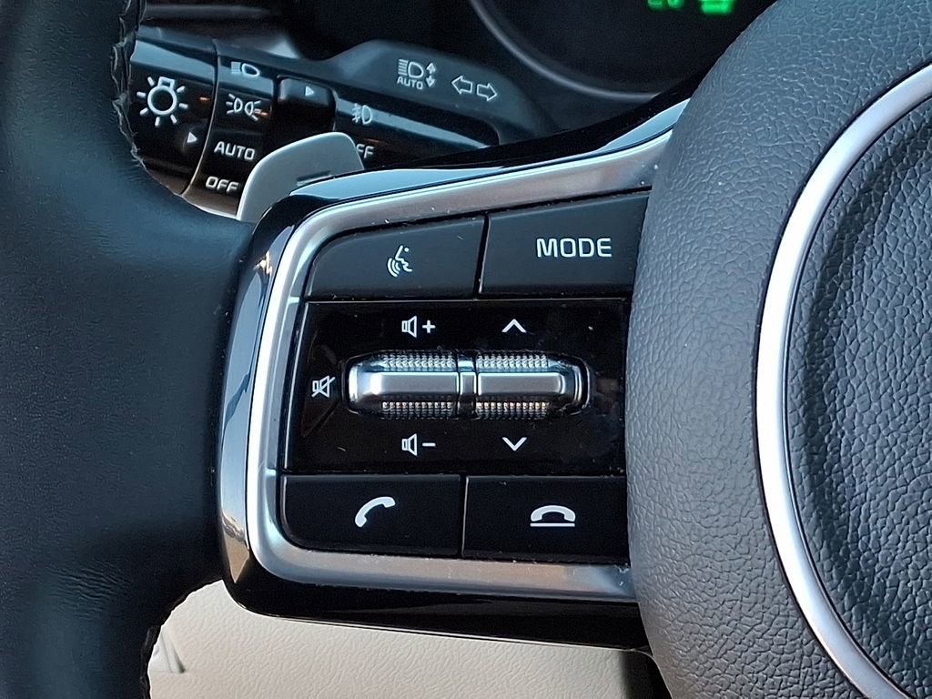 Certified 2023 Kia Sorento EX AWD/4WD image 22