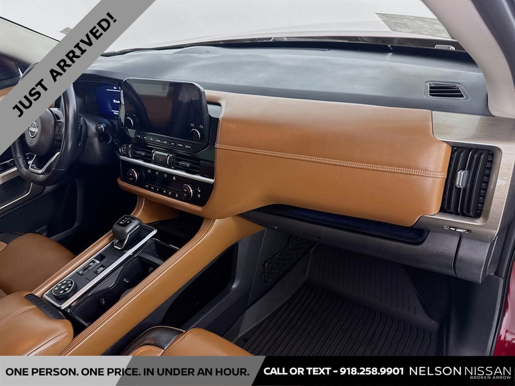 Certified 2024 Nissan Pathfinder Platinum w/ Cargo Package image 32