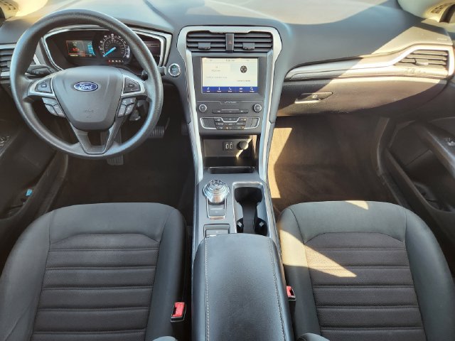 Used 2020 Ford Fusion SE FWD image 29