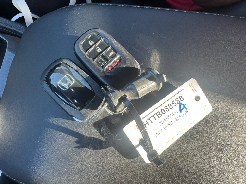 Certified 2024 Honda HR-V Sport image 31