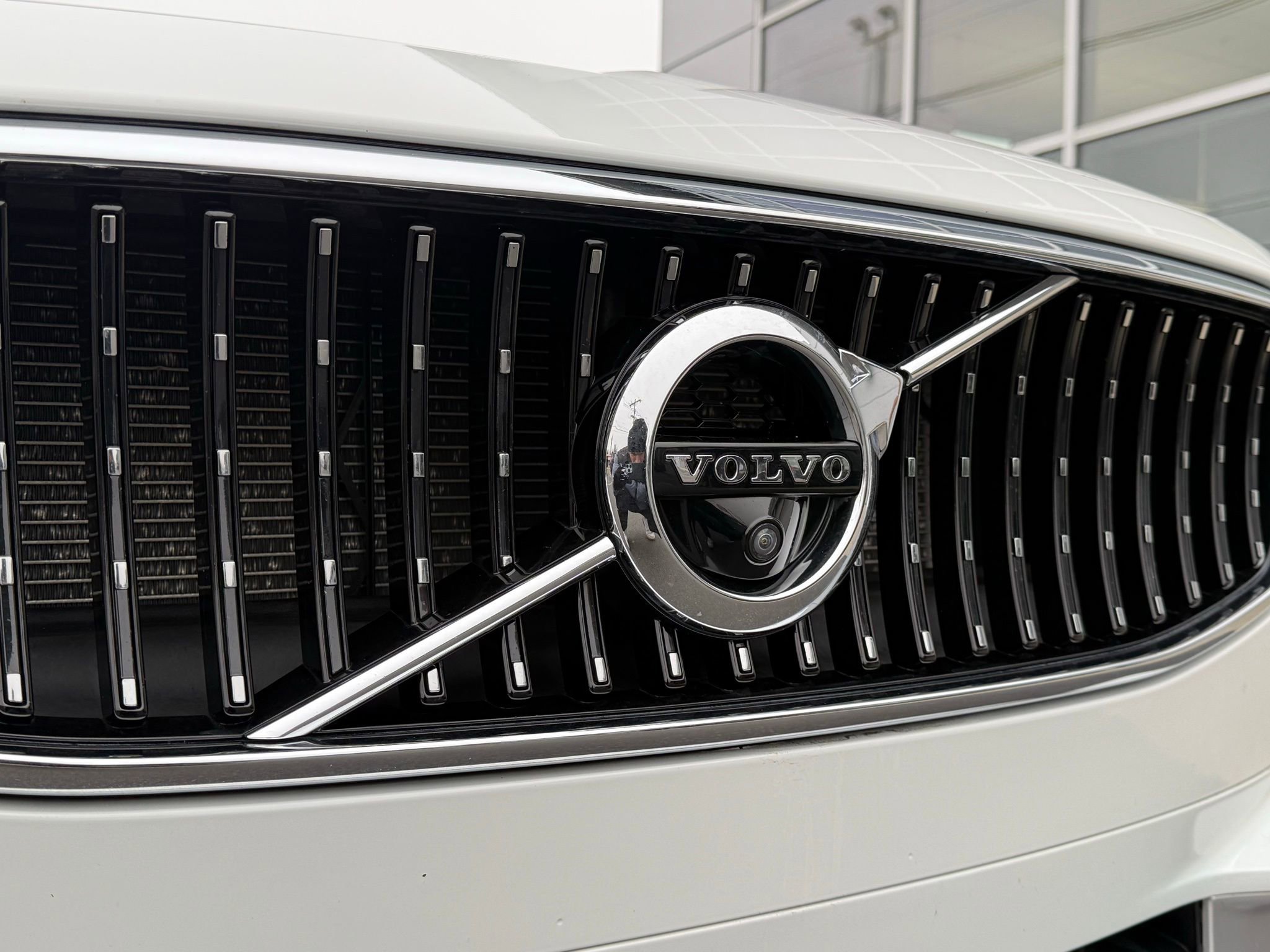 Used 2018 Volvo V90 T5 Cross Country w/ Convenience Package image 14