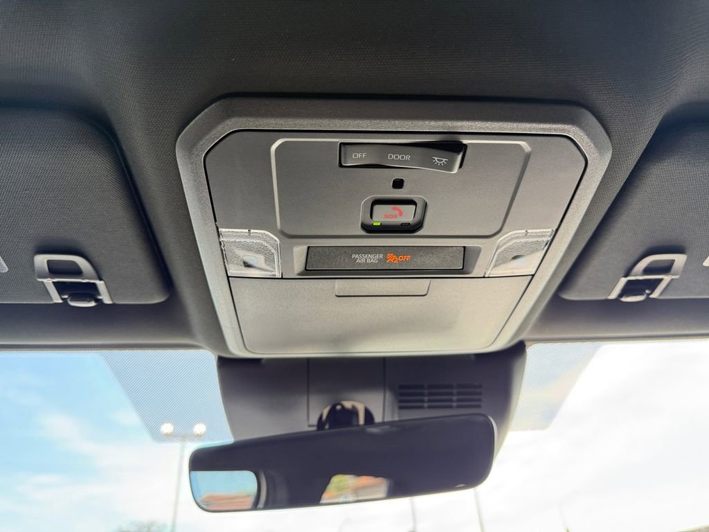 Used 2026 Toyota Tacoma SR5 image 27