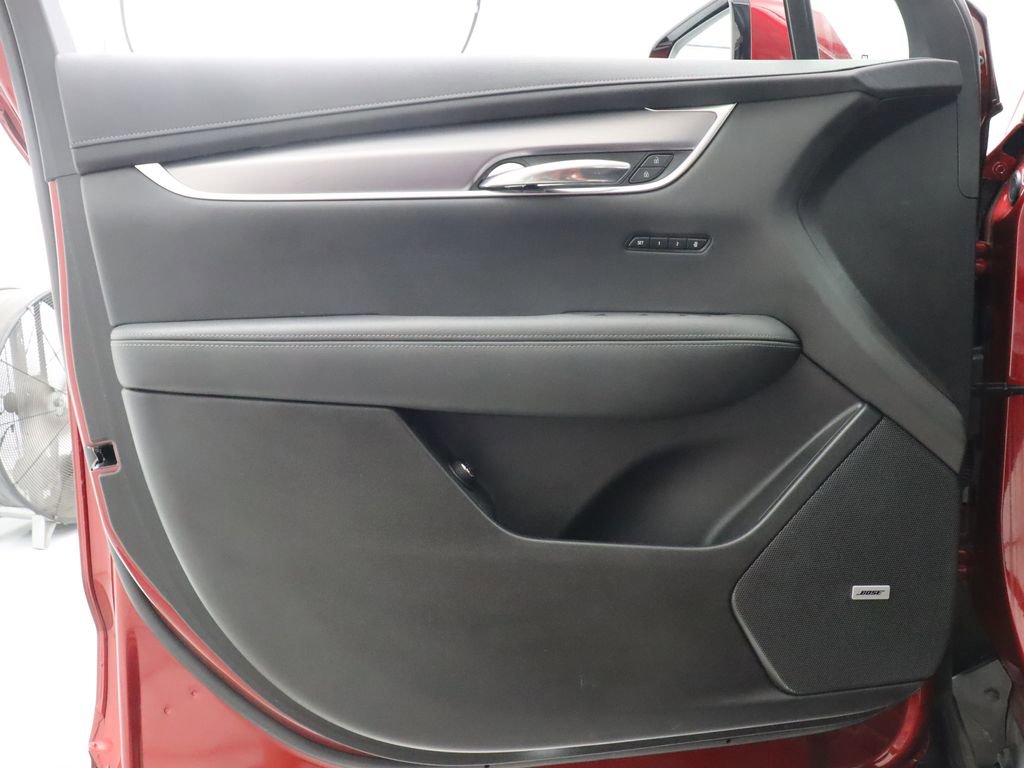 Used 2024 Cadillac XT6 Luxury AWD/4WD image 43