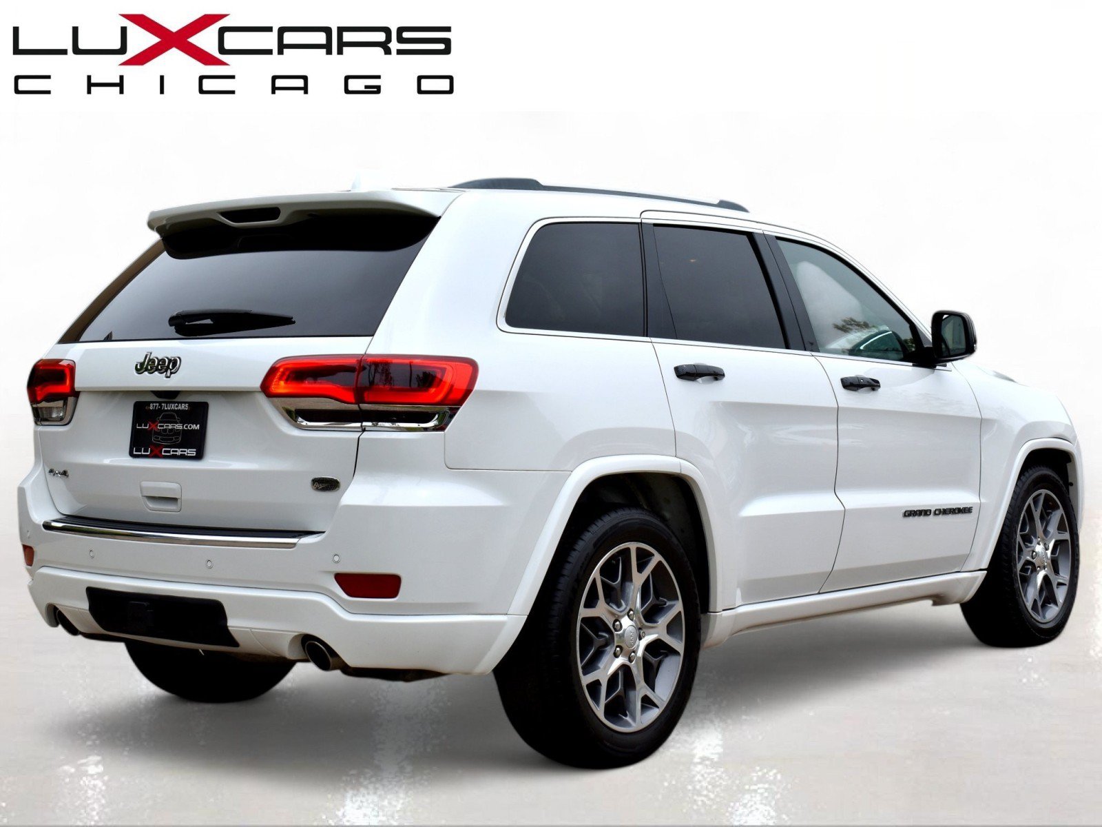 Used 2020 Jeep Grand Cherokee Overland AWD/4WD image 7