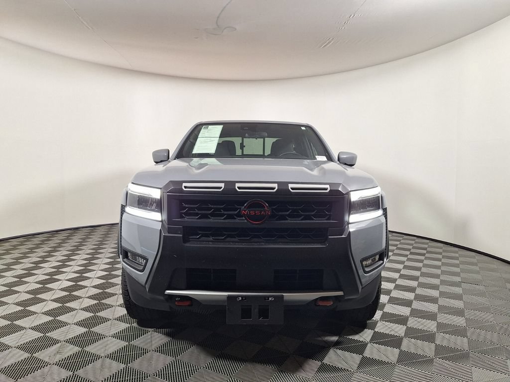 Used 2025 Nissan Frontier Pro-X RWD image 2