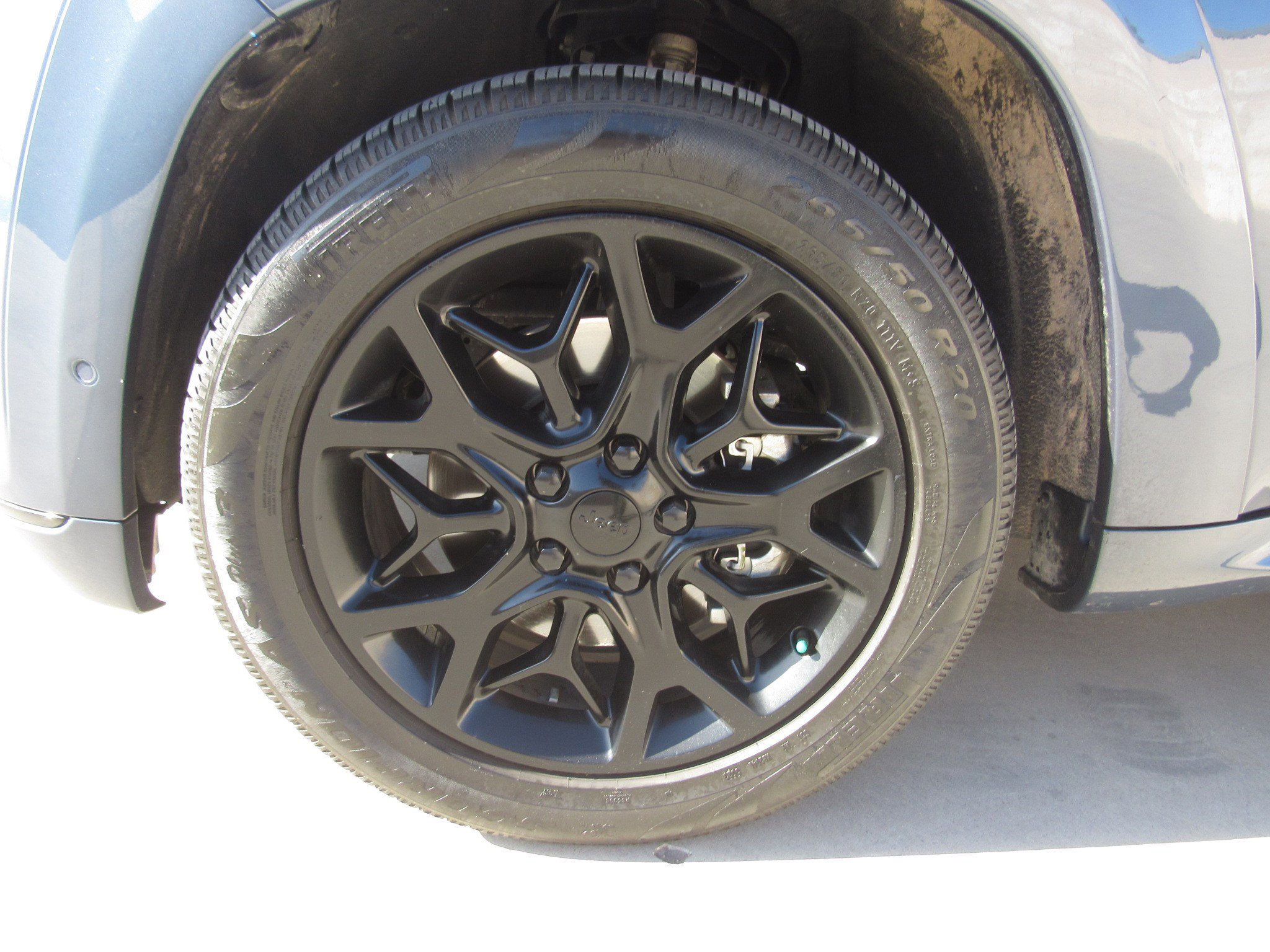 Used 2021 Jeep Grand Cherokee Limited X image 4