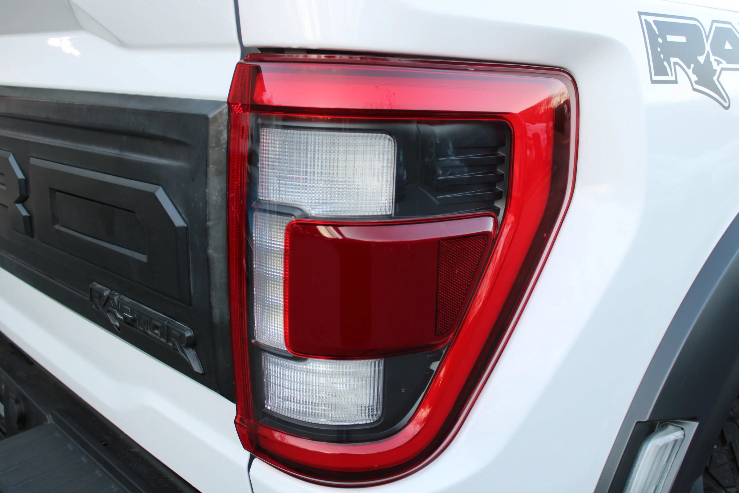 Used 2021 Ford F150 Raptor AWD/4WD image 34