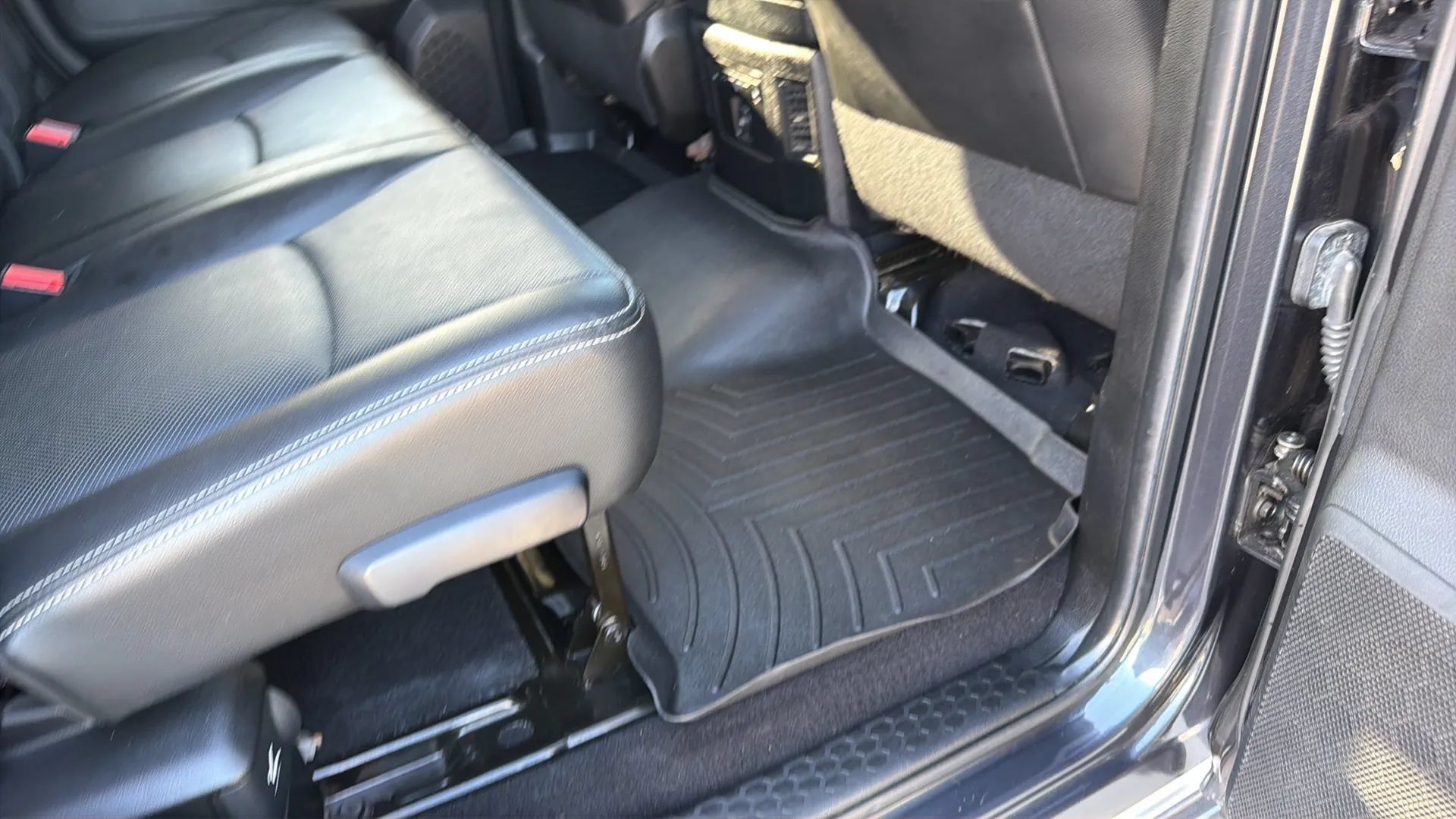 Used 2013 RAM 3500 Laramie AWD/4WD image 71