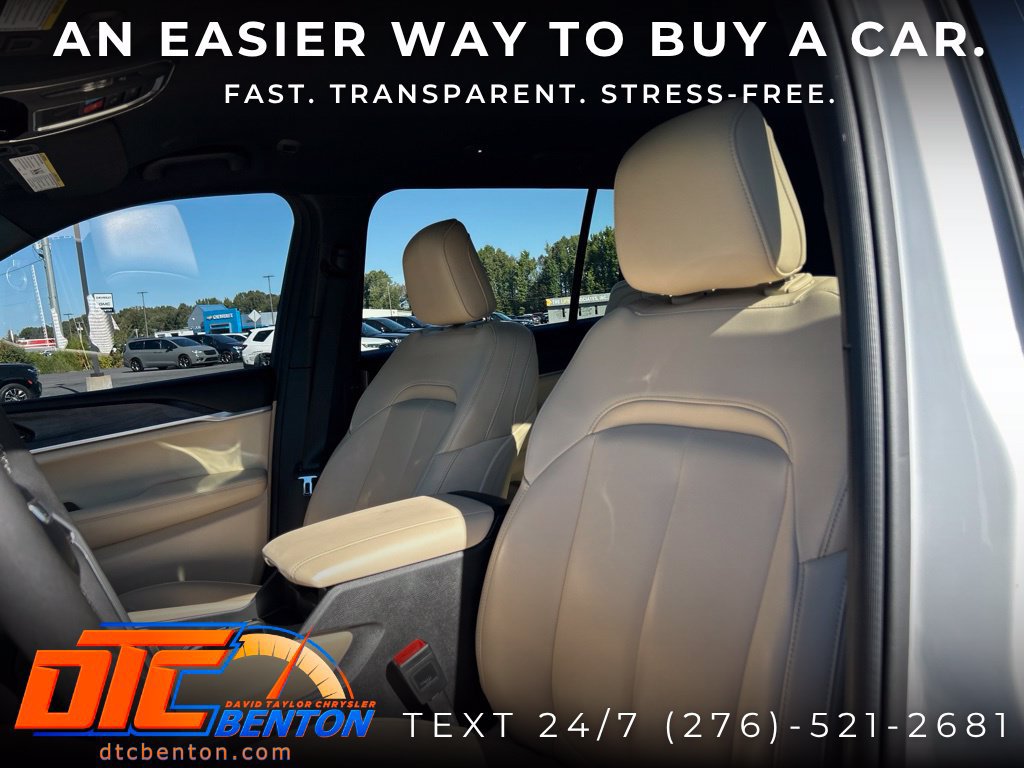 Used 2024 Jeep Grand Cherokee L Limited AWD/4WD image 9