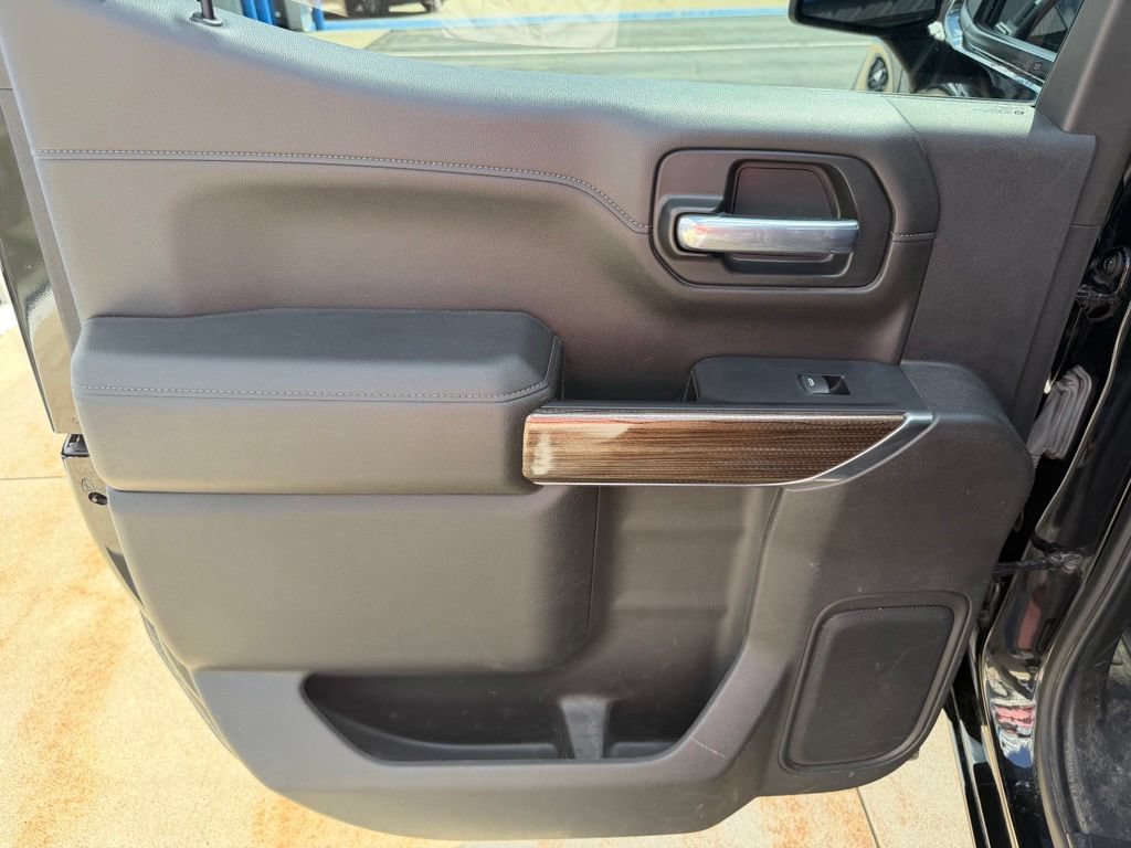 Used 2021 Chevrolet Silverado 1500 LT Trail Boss w/ Bed Protection Package AWD/4WD image 9