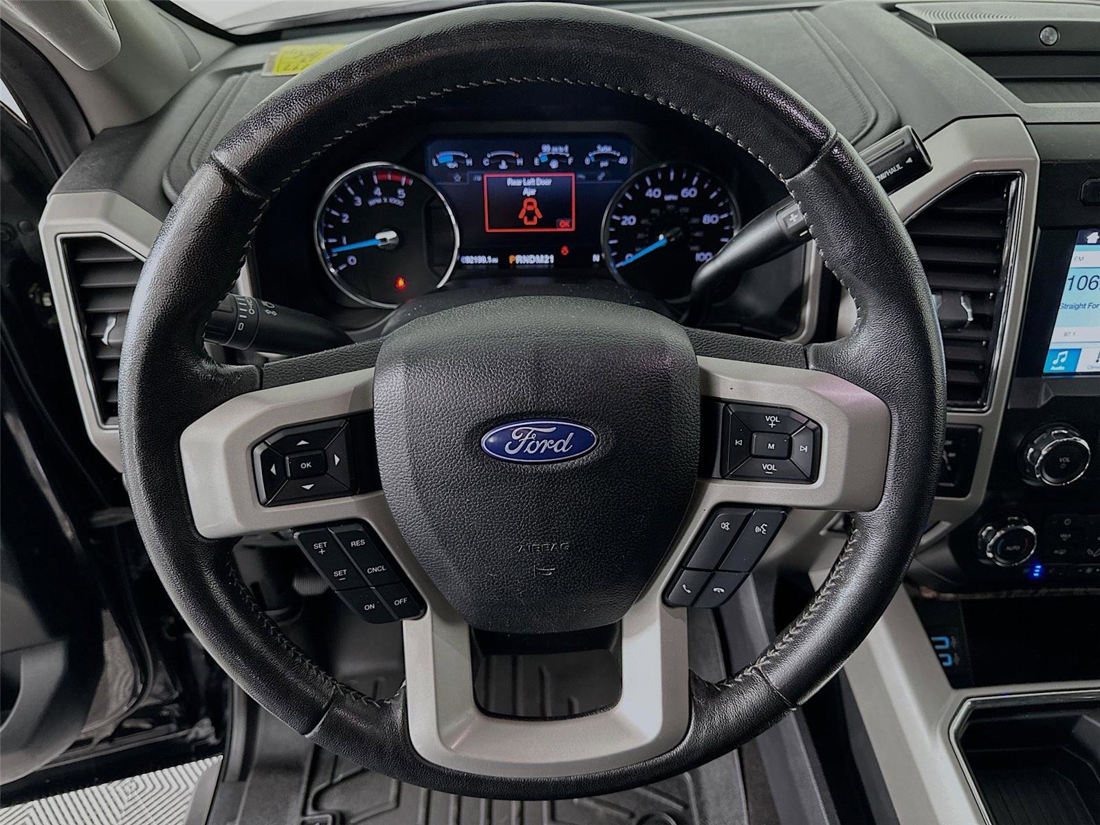 Used 2019 Ford F350 Lariat w/ Lariat Ultimate Package AWD/4WD image 18