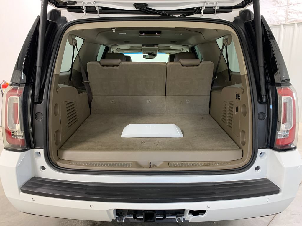 Used 2020 GMC Yukon XL SLT w/ Open Road Package AWD/4WD image 25