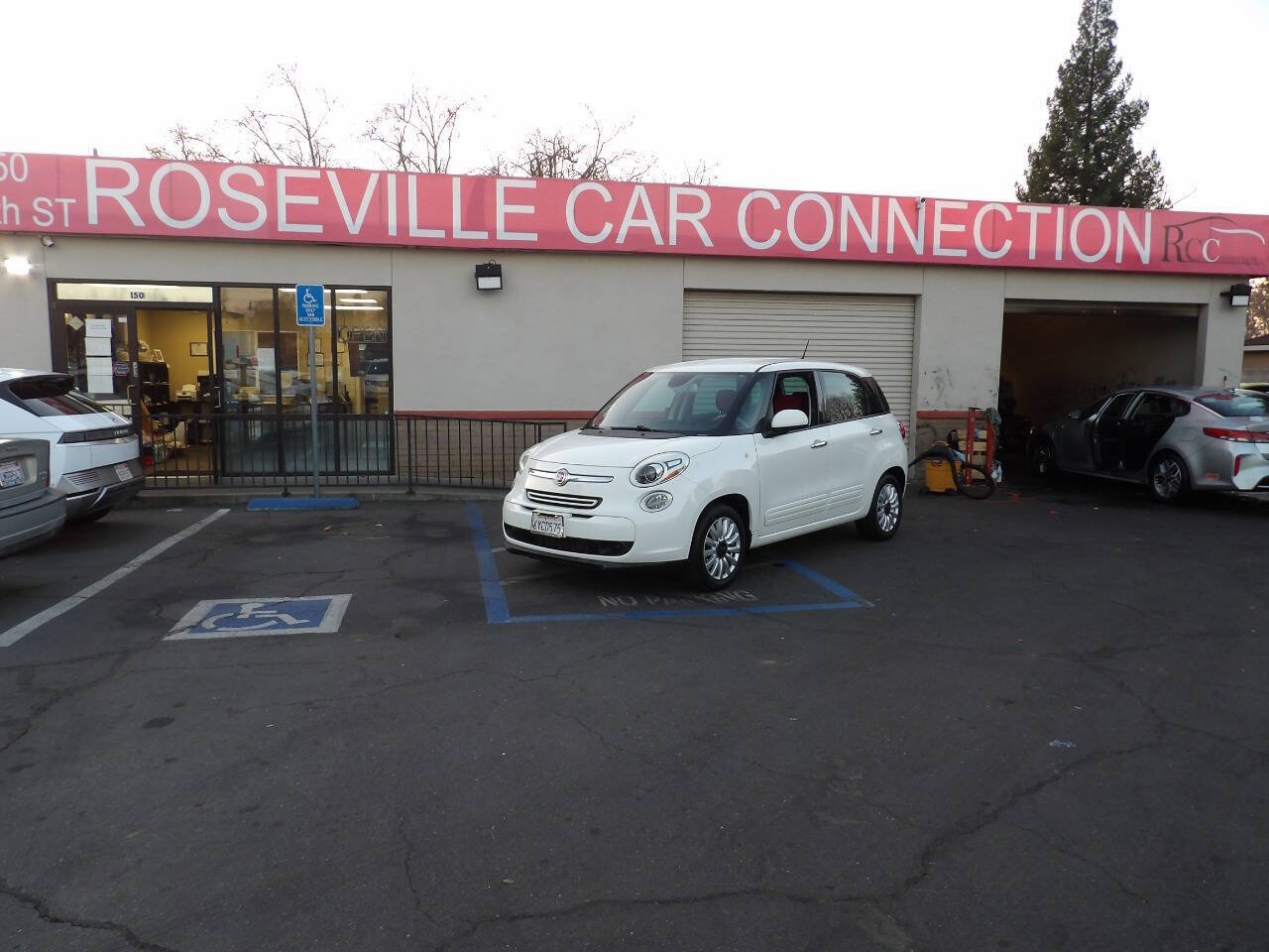 Used 2014 FIAT 500L Easy w/ Popular Equipment Group