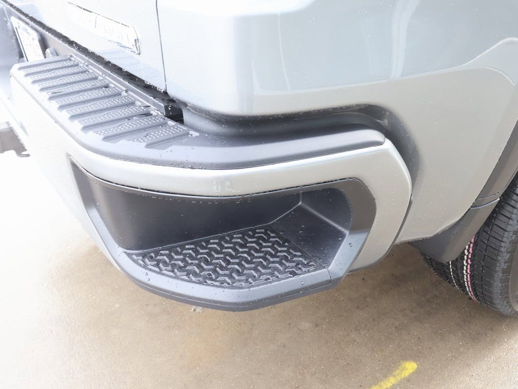 New 2026 GMC Sierra 1500 Elevation w/ LPO, Elevation Black Package image 34