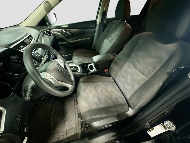 Used 2016 Nissan Rogue SV image 21