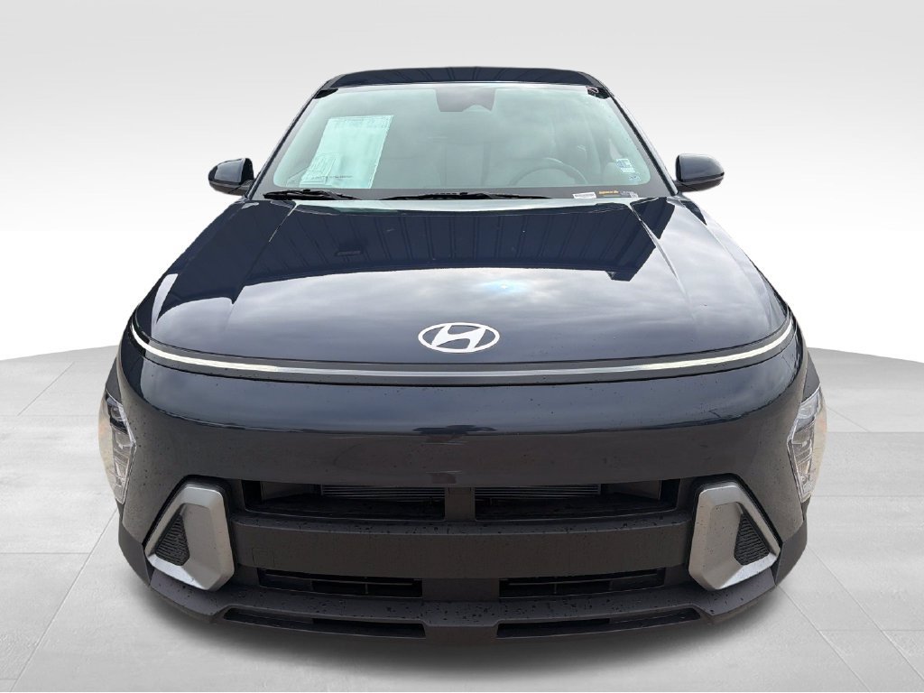 New 2027 Hyundai Kona SE FWD image 11